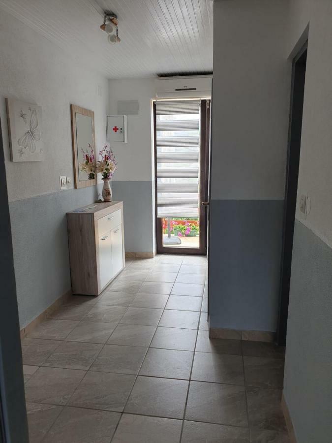 Apartman Laura Smoljanac Exterior foto